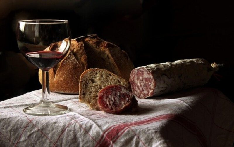 Czym jest turystka winiarska?